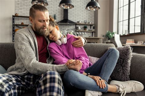 mutter fickt mit sohn und tochter|Wie die Mutter, so die Tochter: Zusammen mit dem selben Mann